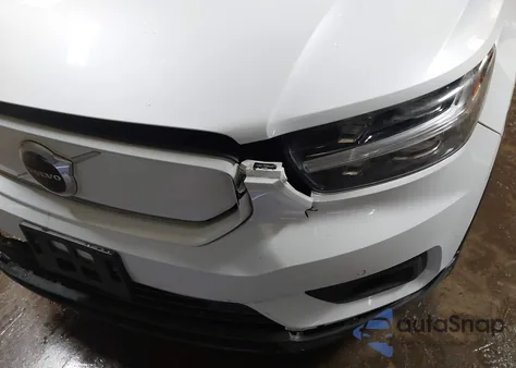 2021 Volvo Xc40 Recharge Pure Electric P8 from USA, damaged, VIN YV4ED3UR0M2553467